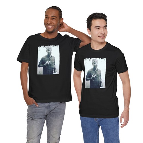 Anthony Bourdain Distressed Vintage Unisex T-Shirt Chef Cooking and Travel Gifts - Picture 6 of 7