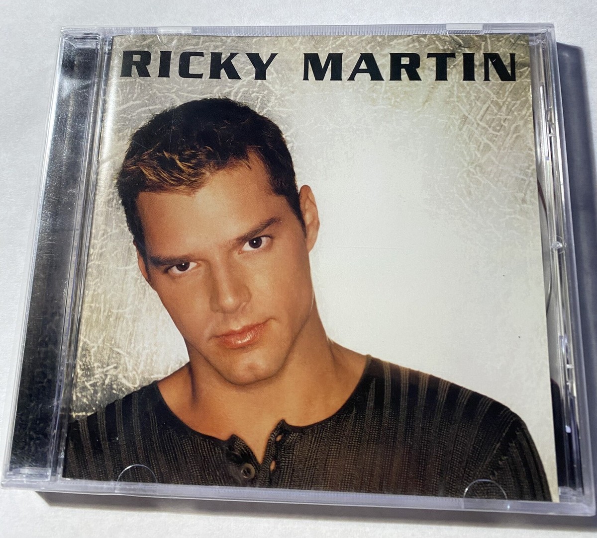 Ricky Martin デビューアルバム CD Amazon.com: Ricky Martin: CDs & Vinyl