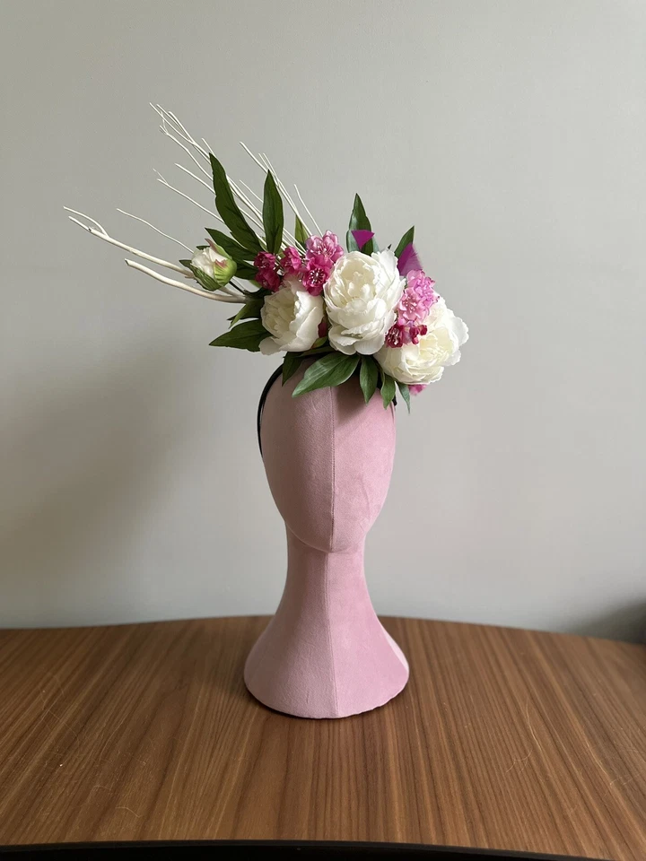 Bonito Fascinador Floral Rosa y Blanco Derby de Kentucky, Boda o Iglesia ¡NUEVO! Foto 2 de 4