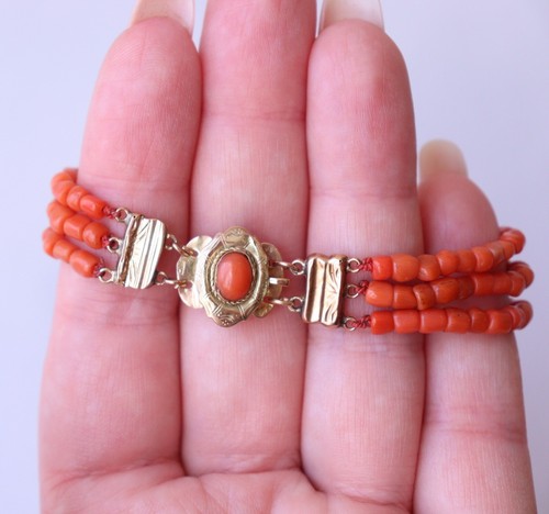 Vintage 3 Row Coral Bracelet Dutch Clasp 14k Yellow Gold - Picture 4 of 6