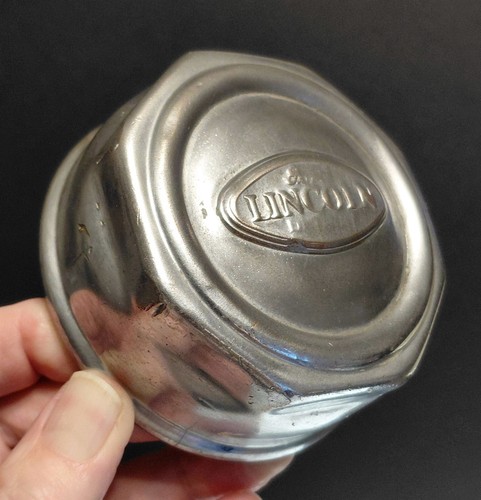 Original LINCOLN Threaded Hubcap For Wood Spoke Wheels Nickel Brass 1923-28 - Picture 3 of 8