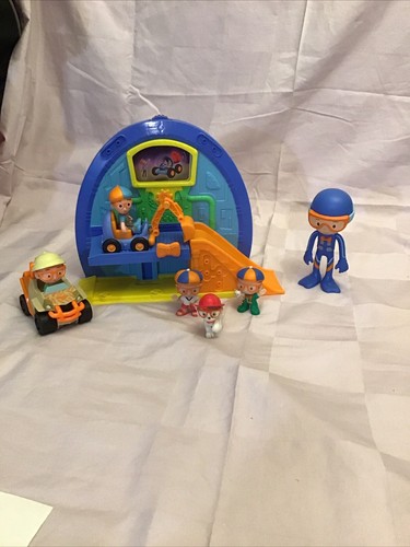 Blippi Animated Series Environmental Playset (rotes Stück fehlt) und Extras