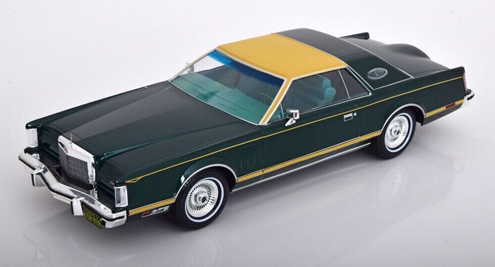 MCG 1/18 Lincoln Continental Mark V 1978 Diecast Model Car MCG 1/18 Lincoln Continental Mark V 1978 Diecast Model Car