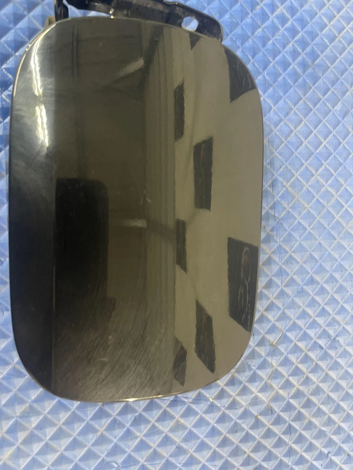 03-09 Mercedes Benz W211 E500 Rear Fuel Tank Door Black Oem Tested * - Image 4 of 4