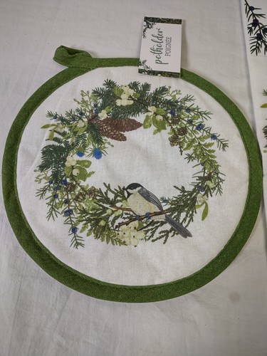 Giftcraft "Hello Winter" Tea Towel & Potholders Set Christmas Chickadee - Picture 2 of 10