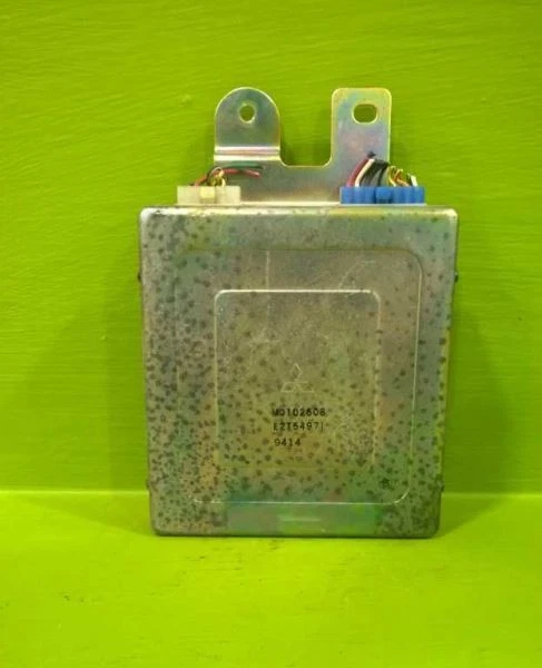 87-89 D-50 DODGE RAM 50 MOTOR ECM MÓDULO DE CONTROLE 2.0L MANUAL FABRICANTE DE EQUIPAMENTO ORIGINAL 485-3 - Imagem 2 de 4