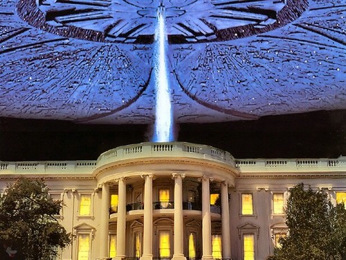 ID4 INDEPENDENCE DAY ATTACKER BLU-RAY EDITION mit GENAUEM DOPPELTEN RAUMSCHIFF - Bild 17 von 24