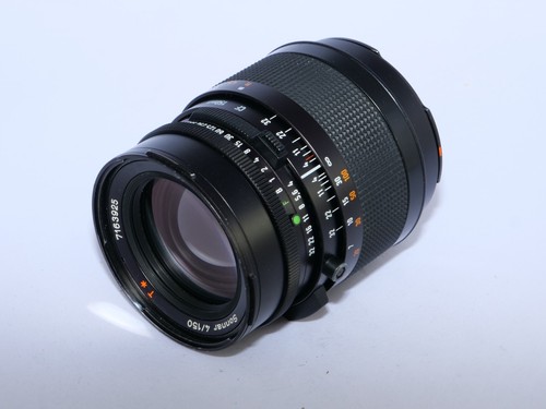Hasselblad Zeiss Sonnar CF 150mm f4 T* Telephoto Lens. Pro Hood, Caps. Filter. - Picture 6 of 17