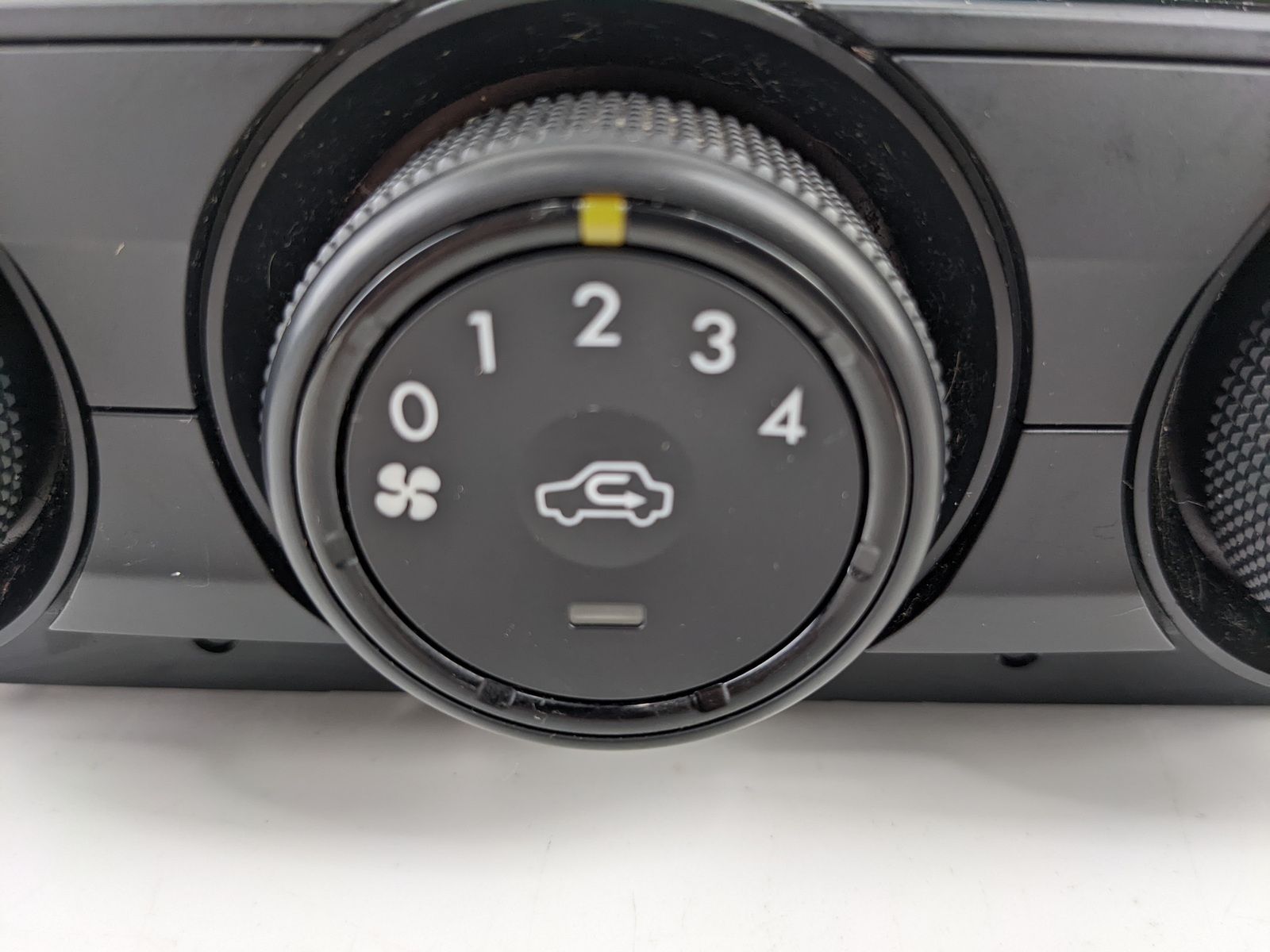 OEM 20122014 Subaru Temperature Control Unit Crosstrek Impreza