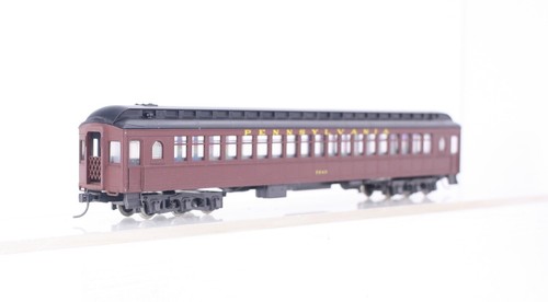HO Scale Rivarossi Pennsylvania RR Heavyweight Coach Car #3940 With Kadees - Picture 6 of 8