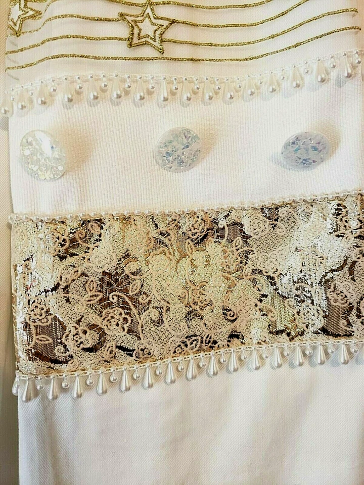 VTG The Icing Womens White Beaded and Gold Trim Embellished  High Rise Shorts 12 - Image 2 of 4