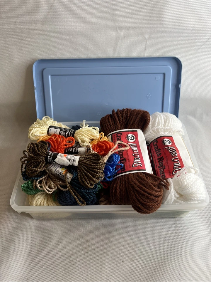 Lote De Colección De 16 Materiales Para Atar Mosca Y Plantilla Hilo Artesanal Todos Los Colores Pesca Foto 2 de 4