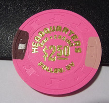 HEADQUARTERS BAR & CASINO $2.50 hotel casino gaming poker chip - Fallon, NV