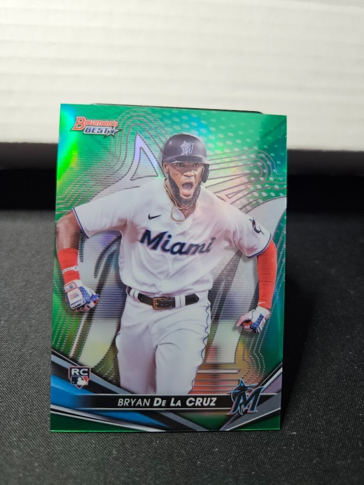 2022 Bowman's Best Green Refractor Bryan De La Cruz Rookie /99 Miami Marlins