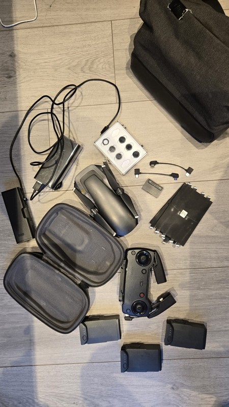DJI Mavic Air Drone Fly More Combo - Onyx Black