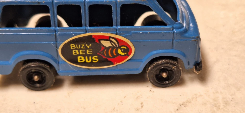 1978 Tootsietoy 3.5" Blue Dodge Van Buzy Bee Bus - USA Vintage  Hitch  — 第 3/4 张图片
