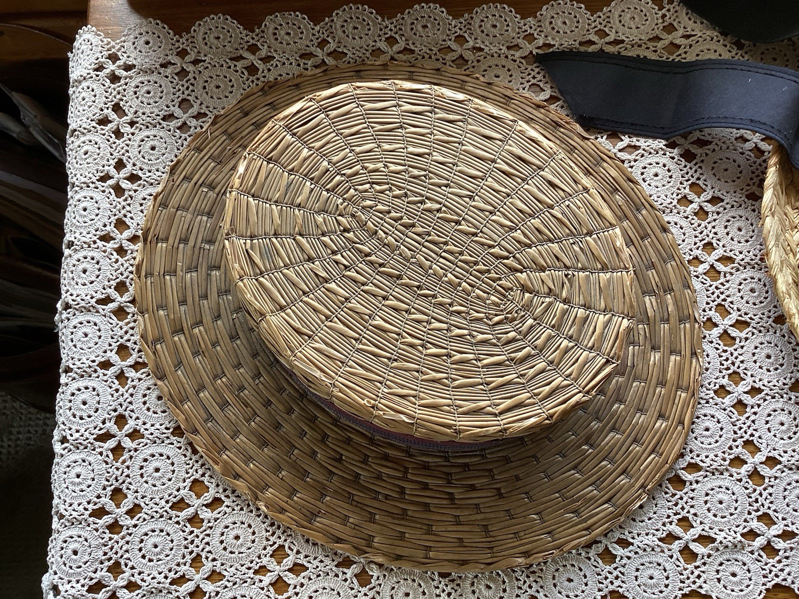 Picture 2 of 19