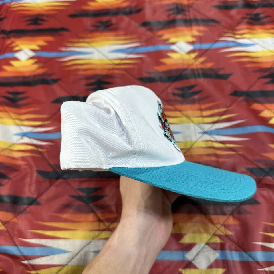 Sombrero Alamodome Vintage NBA All-Star Weekend San Antonio 1996 Especialidades Deportivas Foto 4 de 4