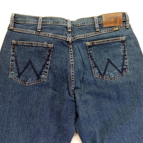 Jeans Wrangler Relaxed Fit dritto uomo 36x29 blu flex lavaggio scuro nuovo con etichetta denim - Foto 10 di 11