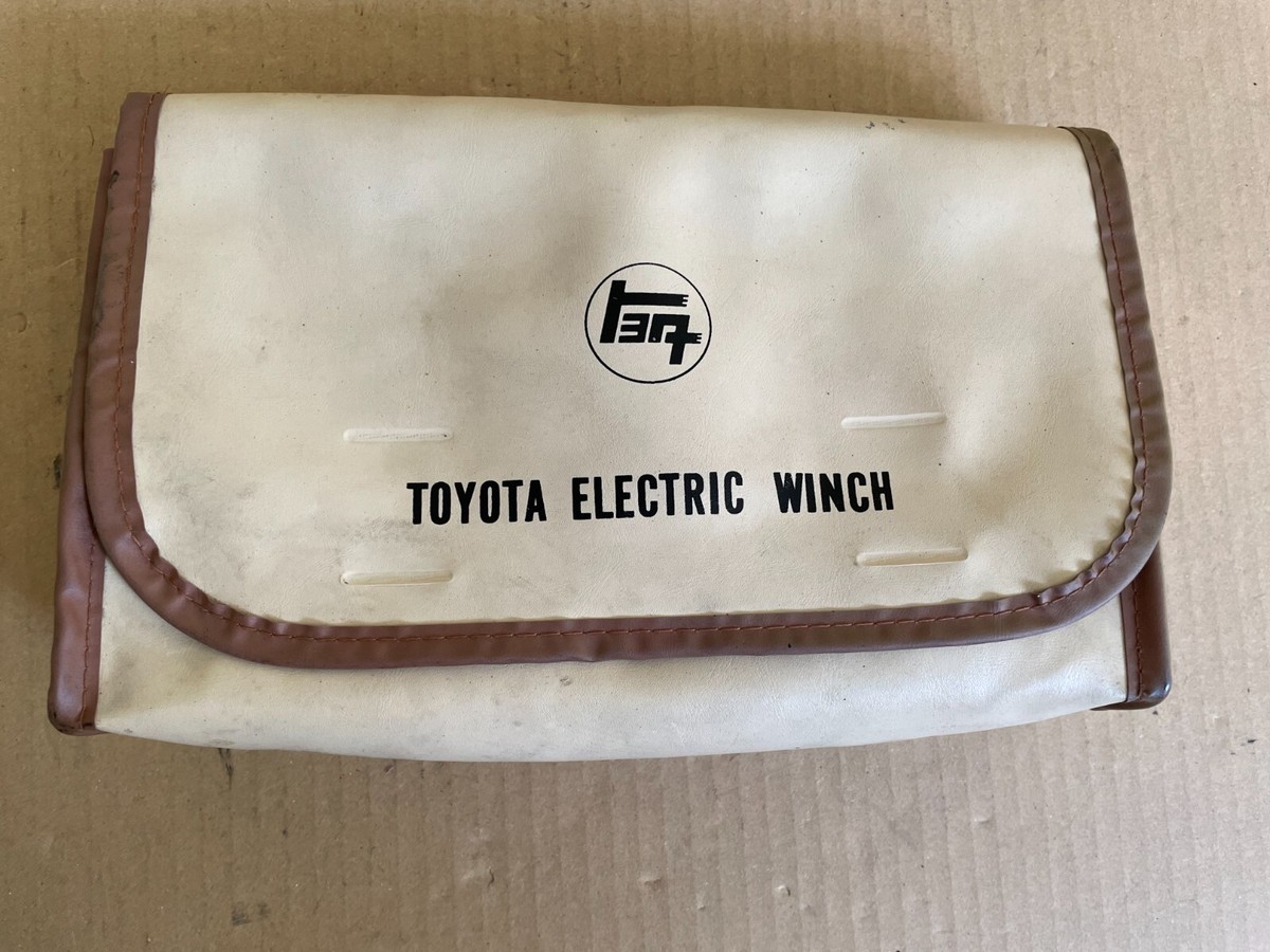 【トヨタ】ウィンチコントローラー（純正） Toyota Land Cruiser 70 80 series Winch Remote Controller 12V