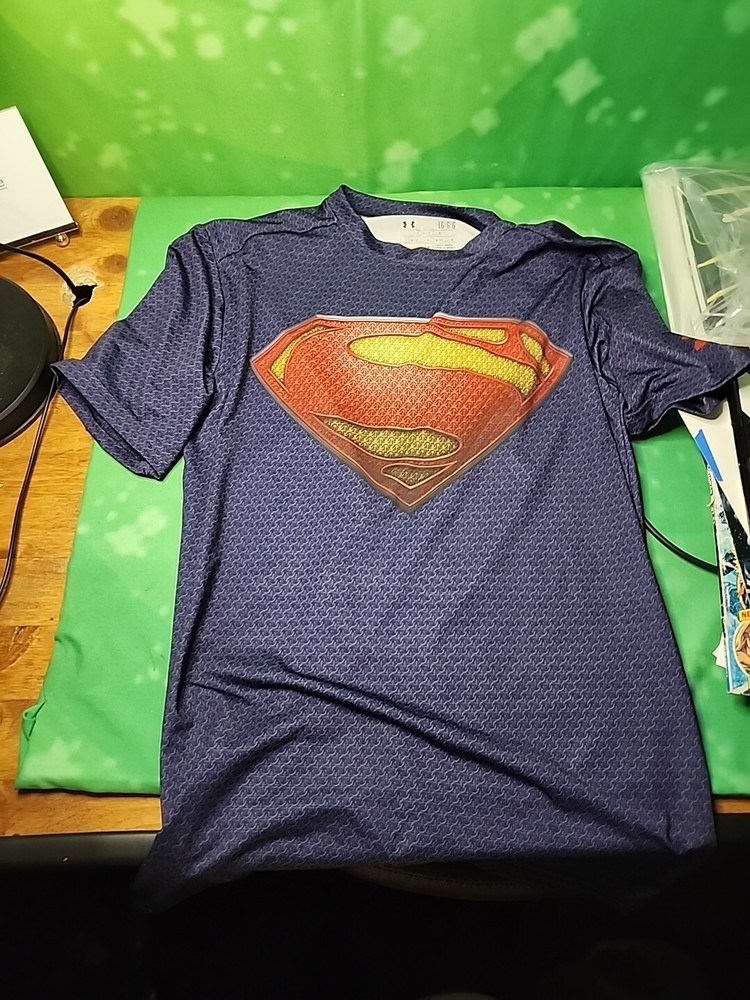 *RARE* Under Armour Compression Shirt Superman Mens L  Crewneck DC Comics