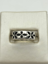 STERLING SILVER 925 6.5mm FLOWER BAND SIZE 5 RING 5.8g