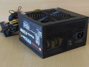 Thermaltake TR2-430AH2NCB Munich 430W ATX PC Netzteil 80Plus PCIe SATA* nt1595