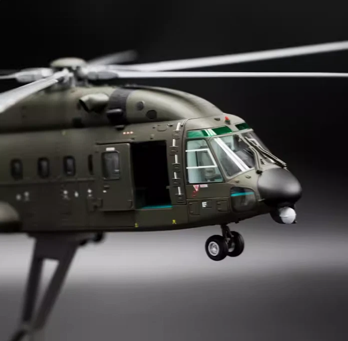 1:55 40CM AVIC Z-8L Attack Helicopter Army Plane Diecast Military Aircraft Model - Image 4 of 4