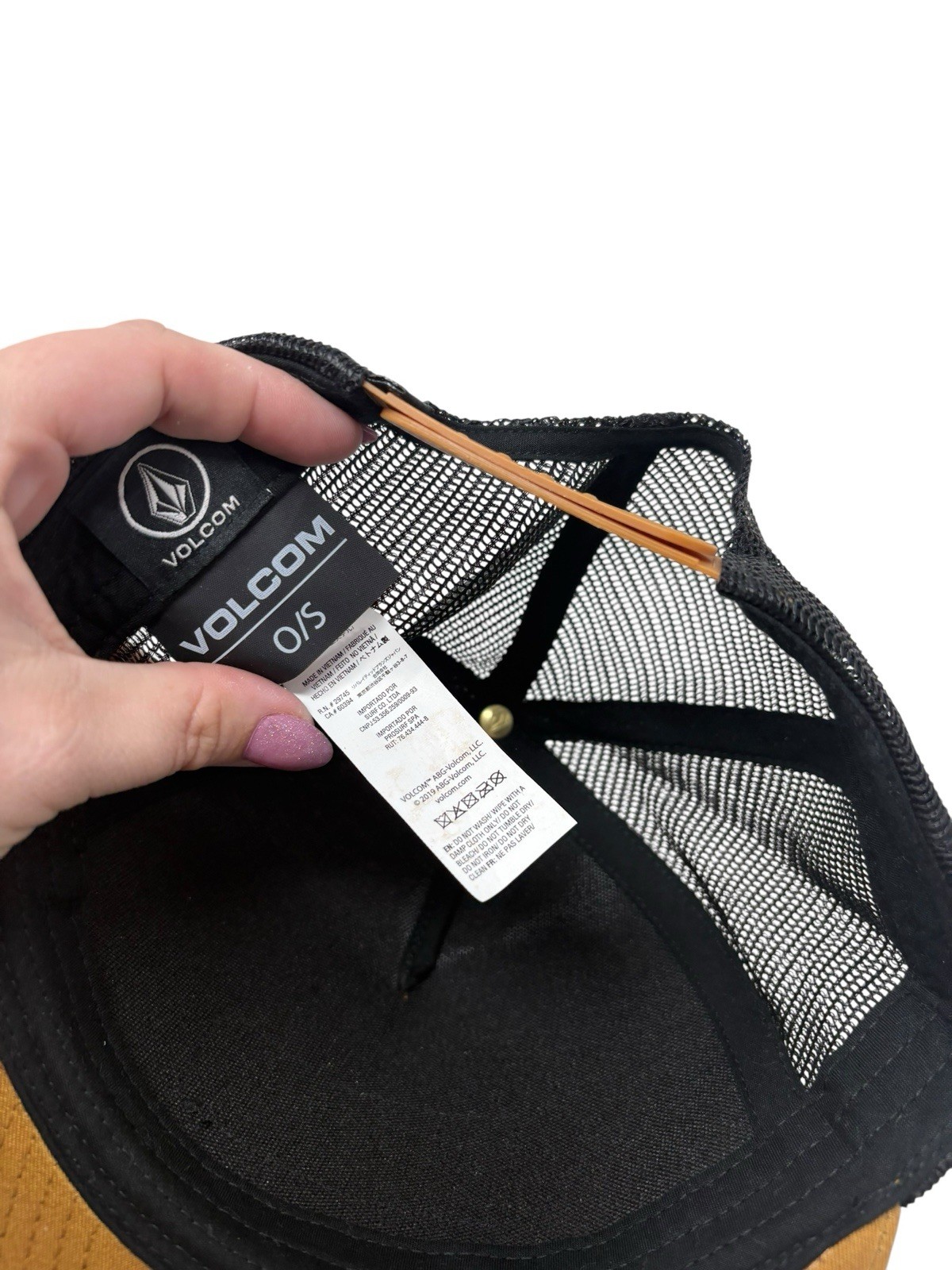 Volcom Patch Logo Snapback Flat Brim Hat Cap Must… - image 8