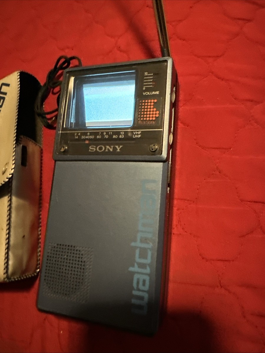 Vintage SONY WATCHMAN FD-20A Mini Portable TV VHF UHF Stereo W