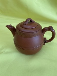 Yixing purple clay teapot