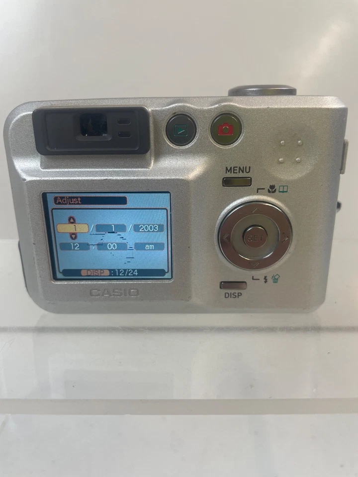 Casio QV-R40 4.0MP Digital Camera (Tested Working) NO BATTERY OR SD CARD - Image 3 of 4