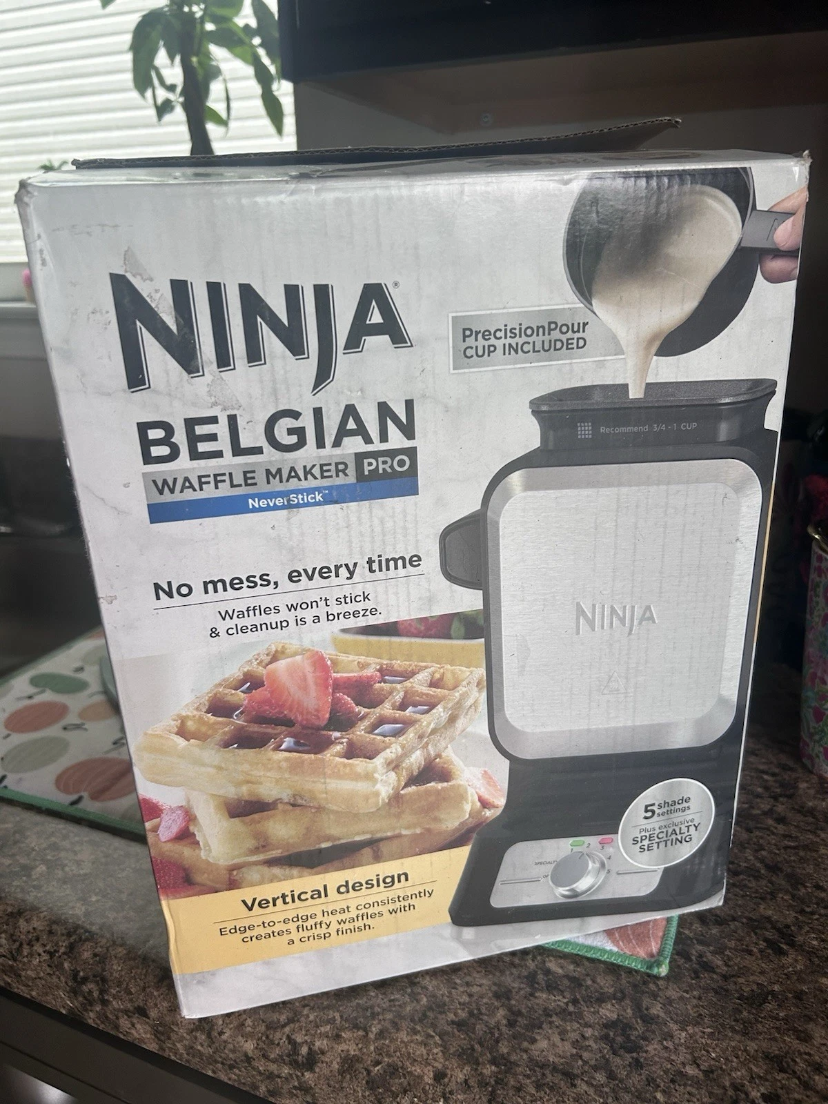 NEW Ninja BW1001 NeverStick PRO Belgian Waffle Maker 5 Shades Vertical Design