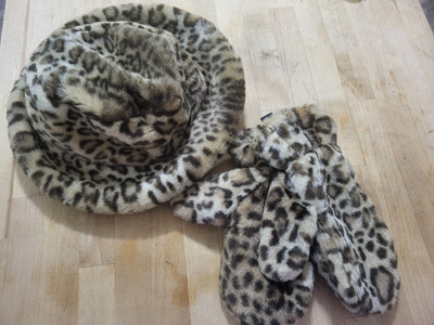 Gap Brimmed Hat & Mittens Leopard Animal Print Faux Fur Satin Lining Lg/XL Vtg
