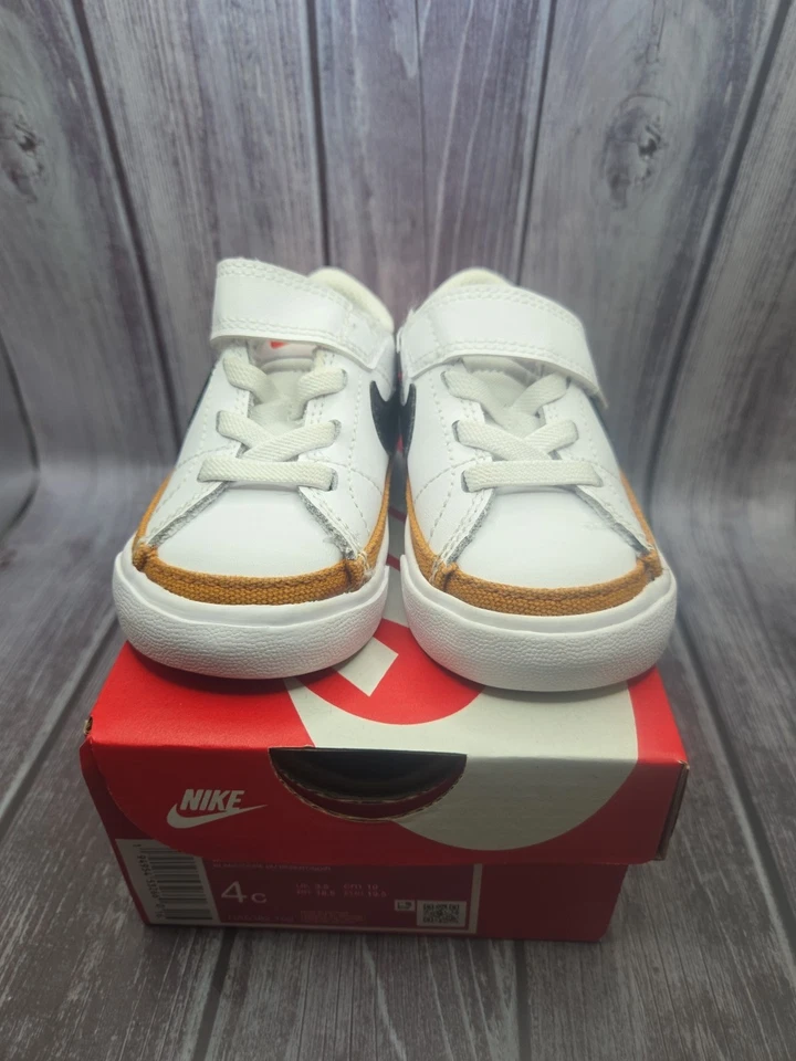 Zapatos de bebé Nike EE. UU. Talla 4C Infantil DA5382-102 Blanco/Negro/Dorado Ver Fotos Foto 3 de 4