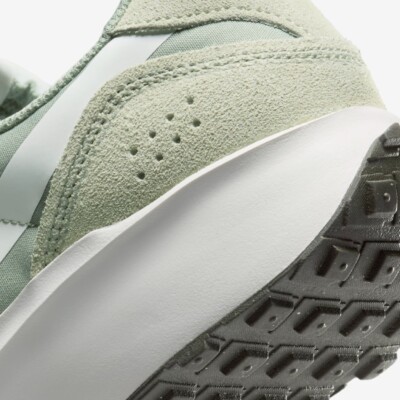 Nike Running Shoes Waffle Nav, Jade Horizon Green FJ4195-300 Mens 11.5 Buy Nike Waffle Nav Men main image 4
