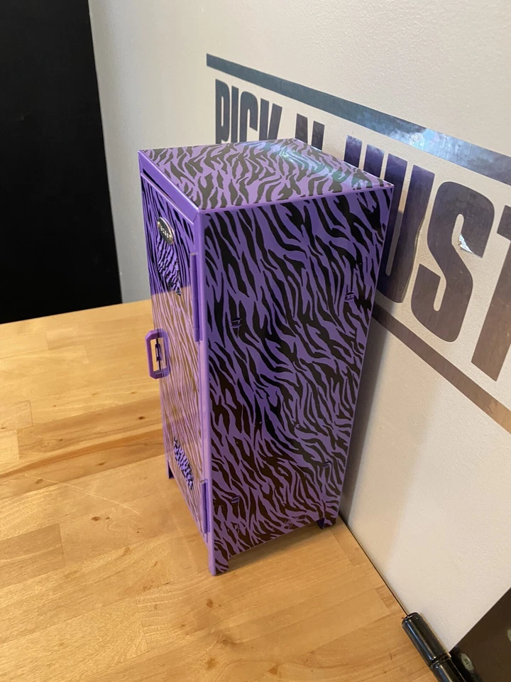 MINI Metal Locker For Makeup  4.25"w x 4.5"d x 10.75"h - Image 2 of 4