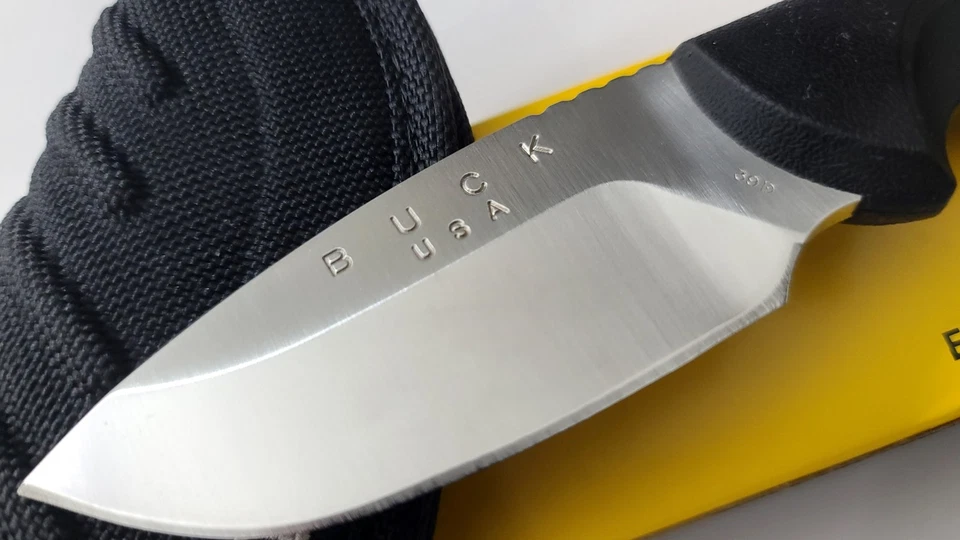 Buck Omni Hunter 10PT Fixed Blade Knife w/Heavy Duty Nylon Sheath Model 0391BKS - Image 4 of 4