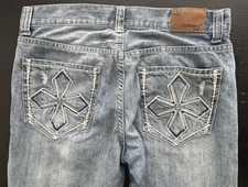 Flypaper Jeans Men’s 33x32 Straight Fit Light Wash Distressed Embroidered Pocket