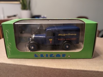 Vintage Eligor - Ford V8 Camionnette 1934 Ford Service - 1:43 Scale #1070