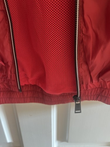 Guess Packable Rain Jacket XL, Hooded, Zipper, NWT, Red, Pockets - Picture 6 of 9