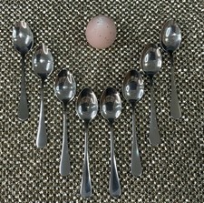 Peanuts Polished Stainless Steel Snoopy 7 Teaspoons/ Set Of 8