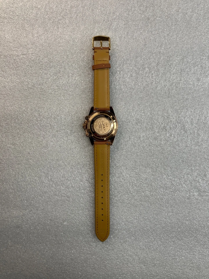 Raro Cronógrafo Invicta Speedway 41 mm 9761, Tono Oro Rosa, Esfera Madreperla Foto 3 de 4