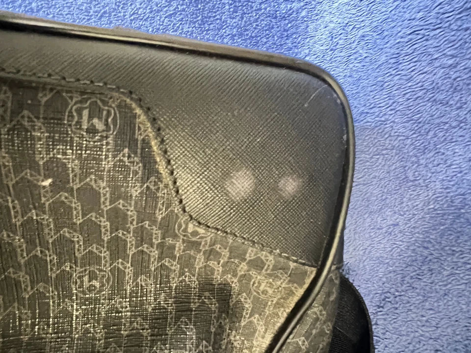 Suavemente amado - Bolso Mensajero Montblanc 100% Auténtico - *ENVÍO NACIONAL GRATUITO* Foto 3 de 4