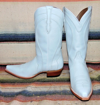 Womens Rujo The Abby White Caravan Calfskin Handmade Cowboy Boots 9 M New in Box