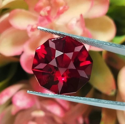 Pigeon Blood Red Corundum Ruby Round Shape 12 x 12mm Fantasy Cut Loose Gemstone