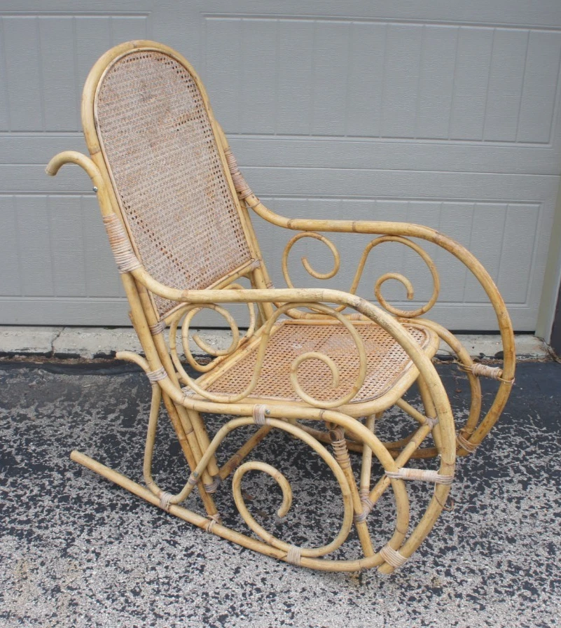 25+ Original Mid-Century Modern Antique Rocking Chairs for sale