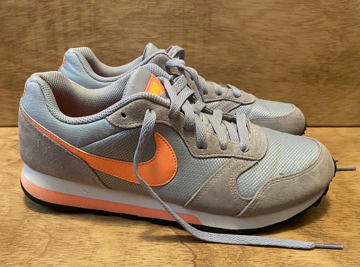 Ejercicio radio Situación Nike MD Runner 2 Athletic Running Shoes Grey Mango 749869-087 Women's Size  8 | eBay