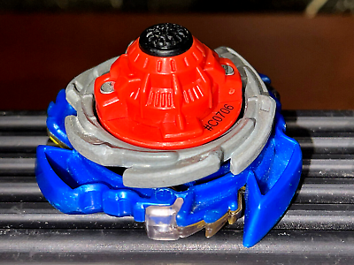 Original HASBRO Beyblade Burst - VALTRYEK V2 BOOST VARIABLE B-9487 -  EXCELLENT!!