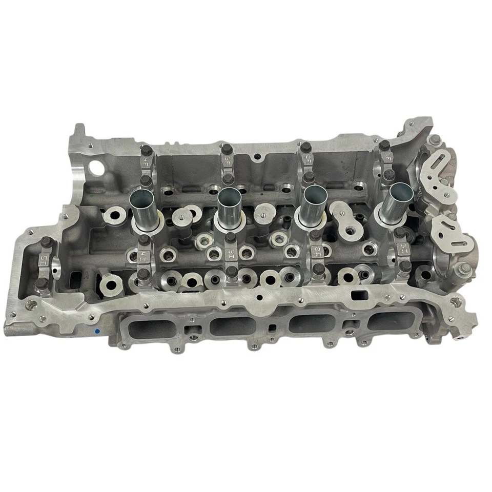 Головка блока цилиндров GM 2,5 л ГОЛАЯ 13-15 ATS CANYON COLORADO MALIBU 12648918 - Изображение 2 из 4